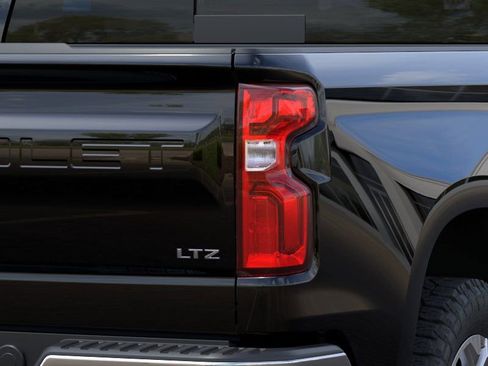 New 2026 Chevrolet Silverado 1500 LTZ AWD/4WD image 11