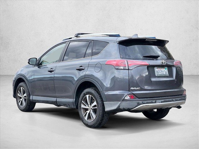 Used 2018 Toyota RAV4 XLE FWD image 7