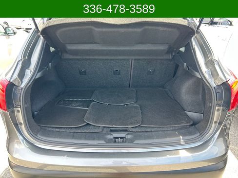 Used 2019 Nissan Rogue Sport S image 17