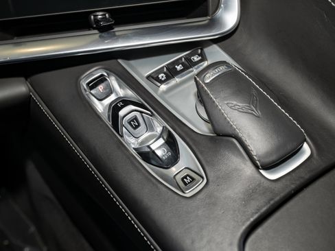 Used 2021 Chevrolet Corvette Stingray Premium Cpe w/ Z51 Performance Package image 43