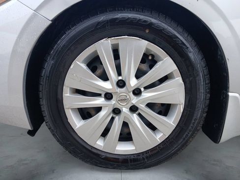 Used 2020 Nissan Sentra S FWD image 14