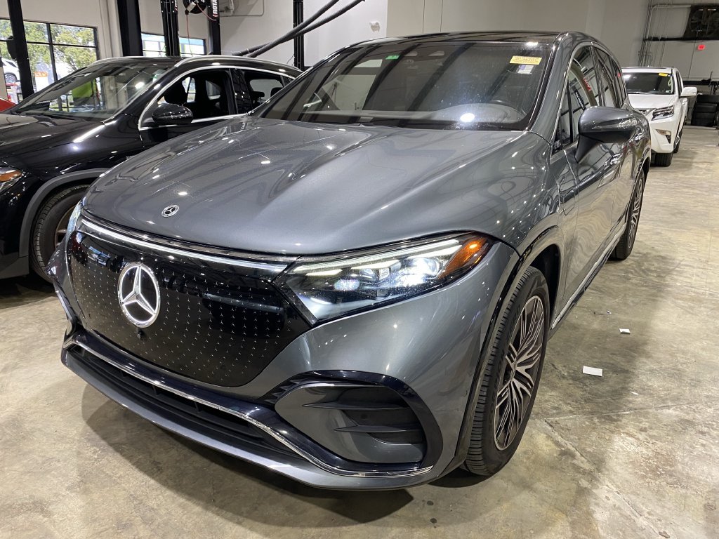 Certified 2023 Mercedes-Benz EQS 580 4MATIC SUV image 17