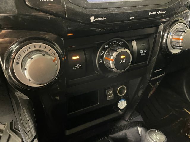 Used 2018 Toyota 4Runner TRD Off-Road AWD/4WD image 8