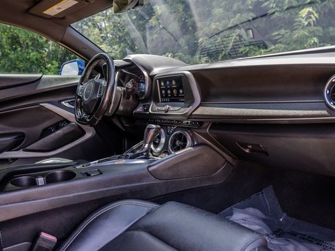 Used 2020 Chevrolet Camaro LT RWD image 30