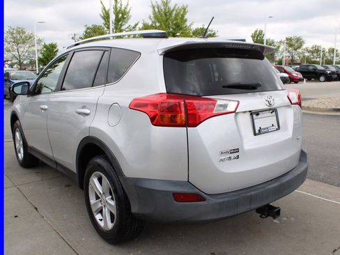 Used 2014 Toyota RAV4 XLE FWD image 5