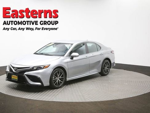 Used 2024 Toyota Camry SE FWD image 59