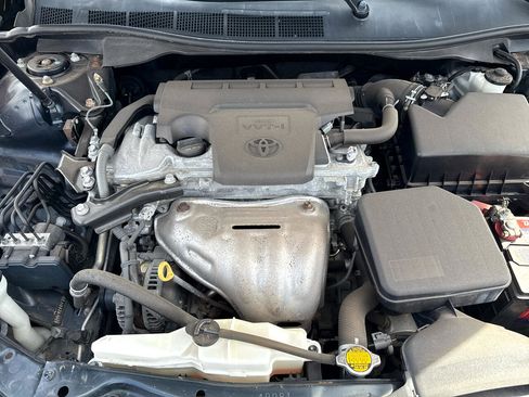 Used 2014 Toyota Camry SE image 24