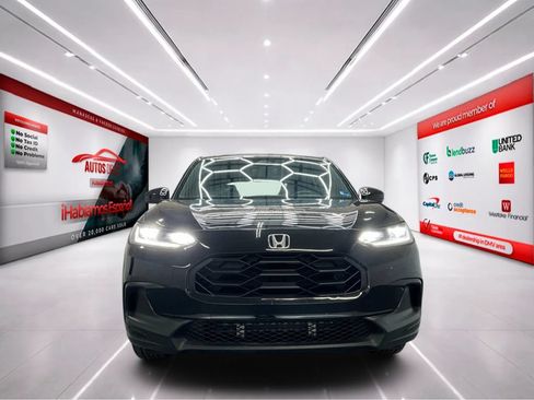 Used 2024 Honda HR-V Sport image 3