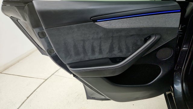 Used 2026 Tesla Model Y Long Range RWD image 46