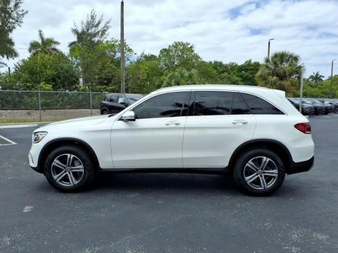 Used 2021 Mercedes-Benz GLC 300 image 3