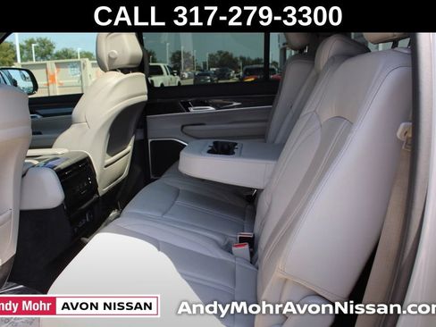 Used 2022 Jeep Wagoneer Series II w/ Premium Group I AWD/4WD image 25