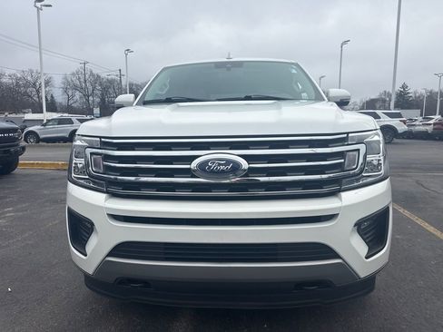 Used 2020 Ford Expedition XLT w/ Equipment Group 202A image 3