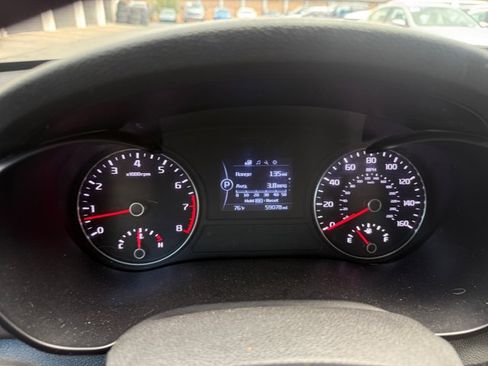 Used 2018 Kia Optima LX FWD image 9