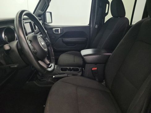 Used 2018 Jeep Wrangler Unlimited Sport S image 17