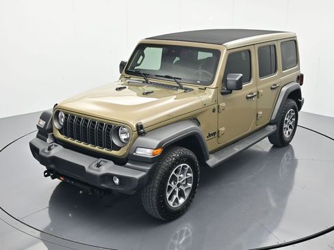 Used 2025 Jeep Wrangler Unlimited Sport AWD/4WD image 28