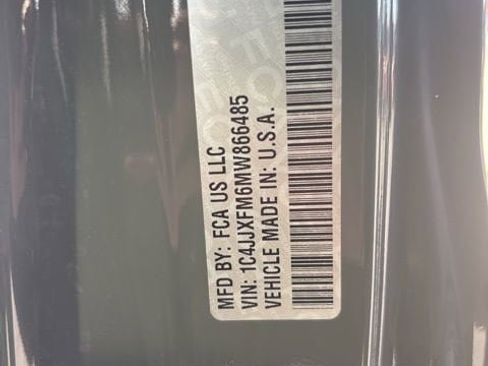 Used 2021 Jeep Wrangler Unlimited Rubicon AWD/4WD image 10