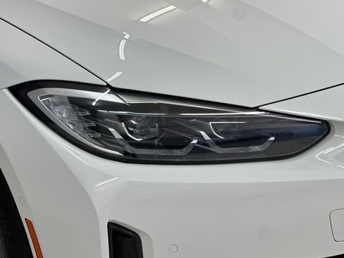 Certified 2023 BMW i4 eDrive40 w/ Premium Package RWD image 10