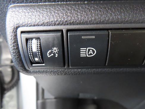 Used 2026 Toyota Corolla LE FWD image 18