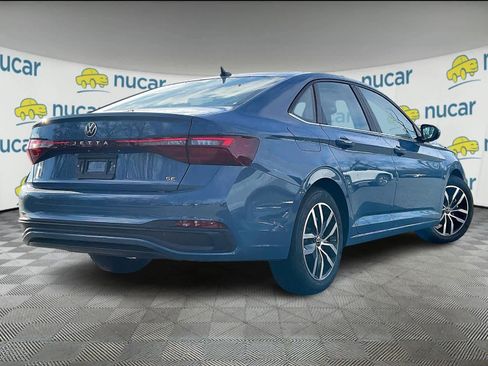 New 2025 Volkswagen Jetta SE image 7