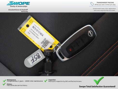 Used 2024 Nissan Kicks SR w/ SR Premium Package FWD image 31