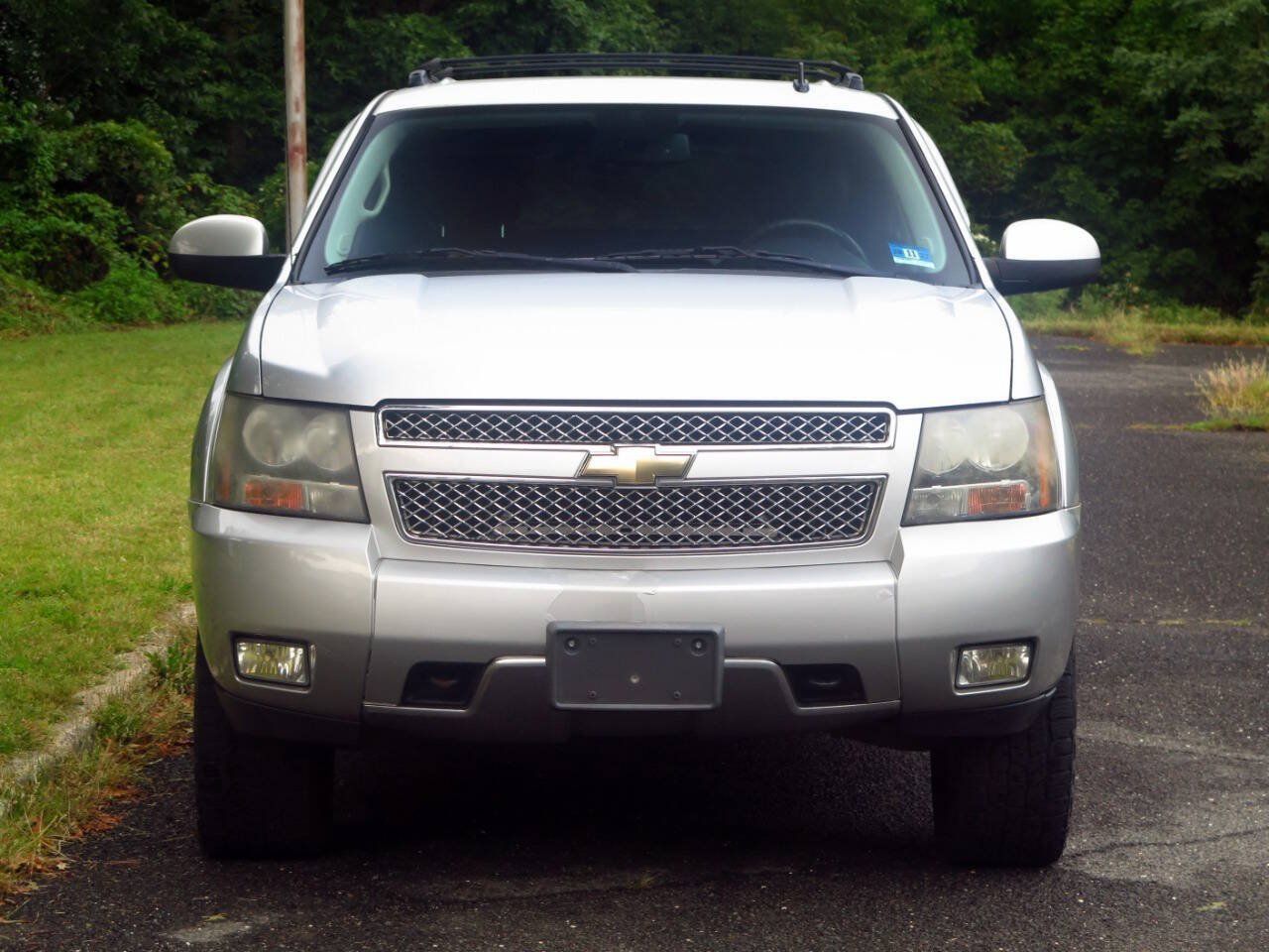 Used 2011 Chevrolet Avalanche LT w/ Luxury Package AWD/4WD image 23