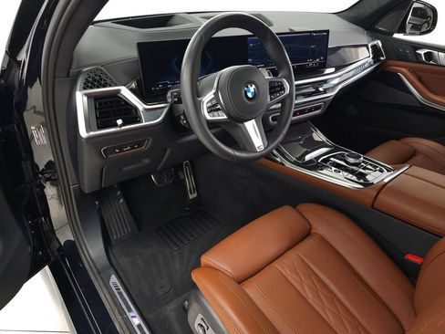 Used 2027 BMW X7 xDrive40i w/ Executive Package AWD/4WD image 17