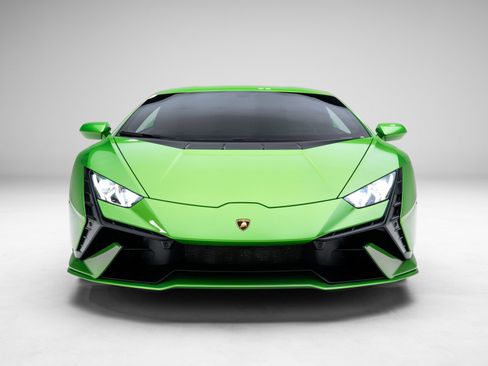 Used 2023 Lamborghini Huracan Tecnica image 7