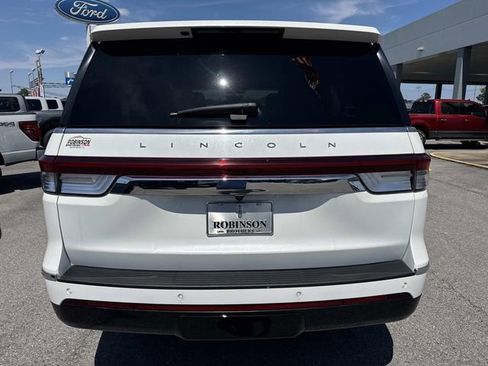 Used 2024 Lincoln Navigator L Reserve AWD/4WD image 6