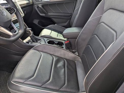 Used 2022 Volkswagen Tiguan SEL R-Line AWD/4WD image 23