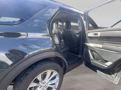 Used 2024 Ford Explorer XLT w/ Equipment Group 202A image 18