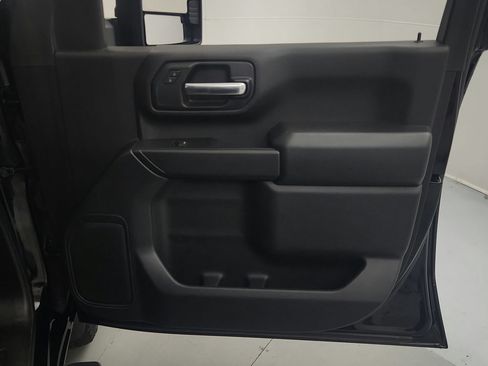 Used 2024 Chevrolet Silverado 2500 Custom w/ Custom Convenience Package AWD/4WD image 28
