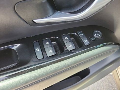 Used 2024 Hyundai Tucson Limited FWD image 19