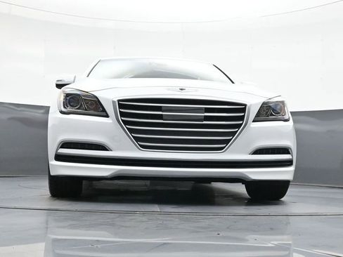 Used 2017 Genesis G80 3.8 RWD image 38
