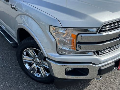 Used 2018 Ford F150 Lariat image 2
