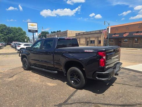 Used 2023 Chevrolet Silverado 1500 LT Trail Boss w/ Convenience Package II AWD/4WD image 7