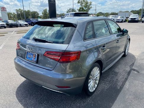 Used 2017 Audi A3 e-tron Premium image 3