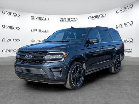 Used 2023 Ford Expedition Limited RWD image 3