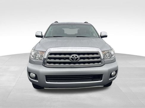 Used 2016 Toyota Sequoia Platinum AWD/4WD image 8