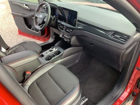 New 2025 Ford Escape ST-Line w/ Equipment Group 301A image 29