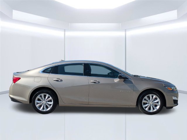 Used 2025 Chevrolet Malibu LT FWD image 7