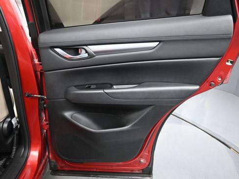 Used 2017 MAZDA CX-5 Touring image 16