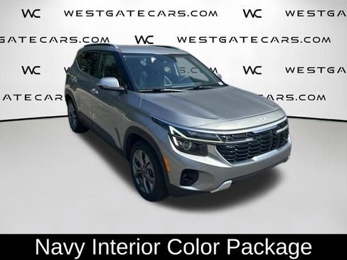 Used 2024 Kia Seltos S FWD image 4