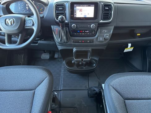New 2026 RAM ProMaster 2500 w/ Quick Order Package 22G SLT image 11