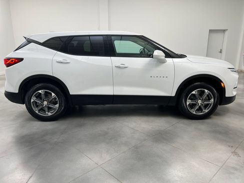 Used 2025 Chevrolet Blazer LT FWD image 10