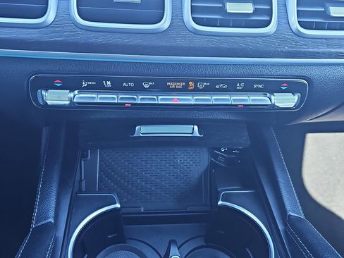 Used 2021 Mercedes-Benz GLE 350 4MATIC image 28