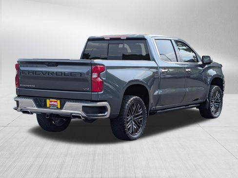 Used 2019 Chevrolet Silverado 1500 LTZ w/ LTZ Premium Package AWD/4WD image 7