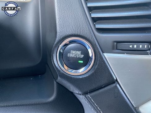 Used 2020 GMC Yukon Denali w/ Denali Premium Package image 38