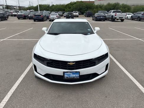Used 2021 Chevrolet Camaro LT w/ Technology Package image 8