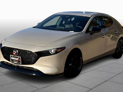 Used 2025 MAZDA MAZDA3 Hatchback w/Premium Plus Pkg