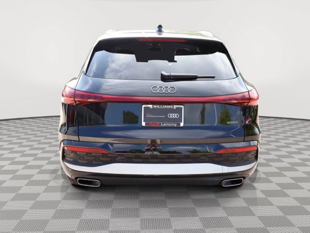 Used 2025 Audi Q5 Premium Plus w/ Premium Plus AWD/4WD image 4